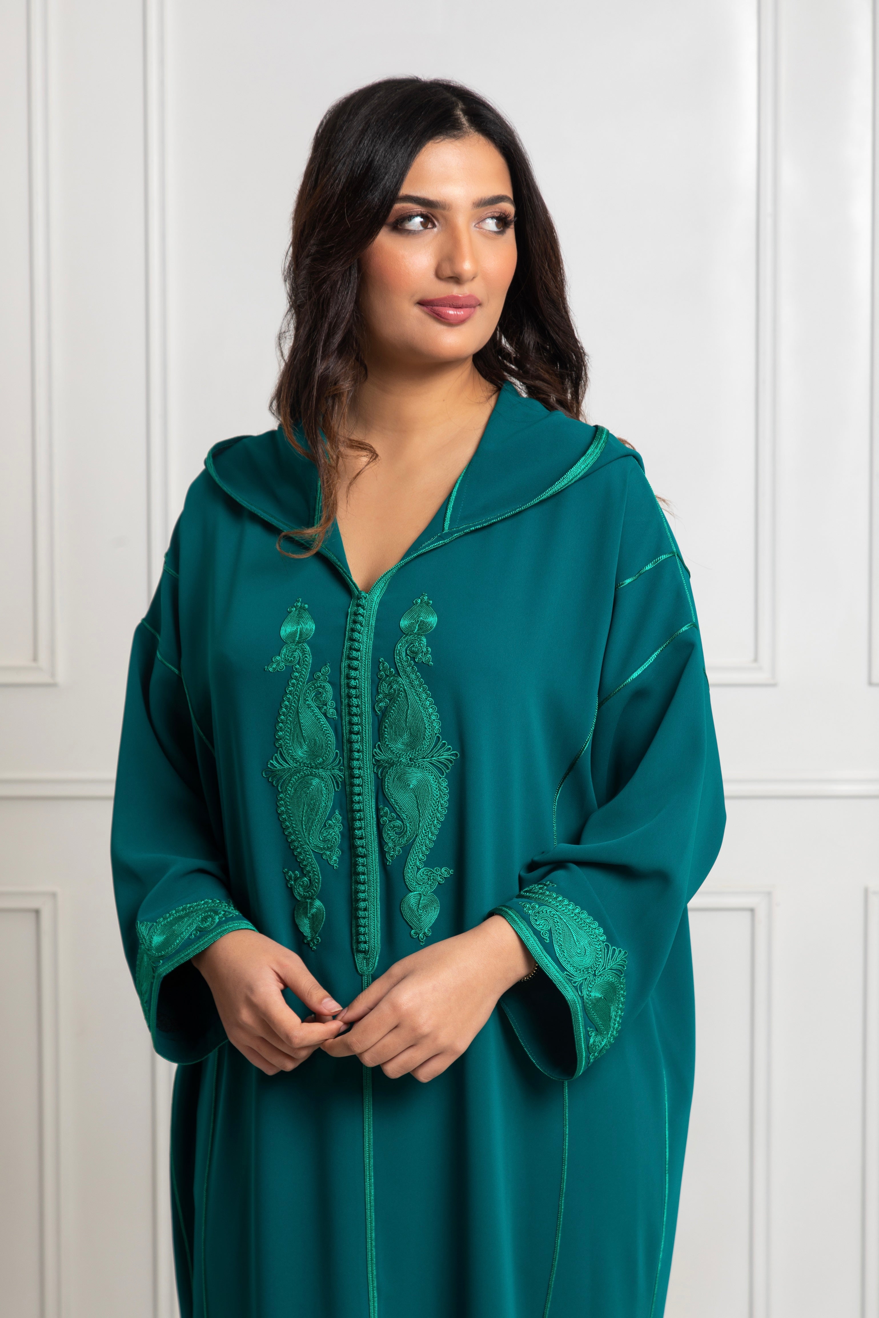 Djellaba en Broderie - Façon Maalem - Art Noble