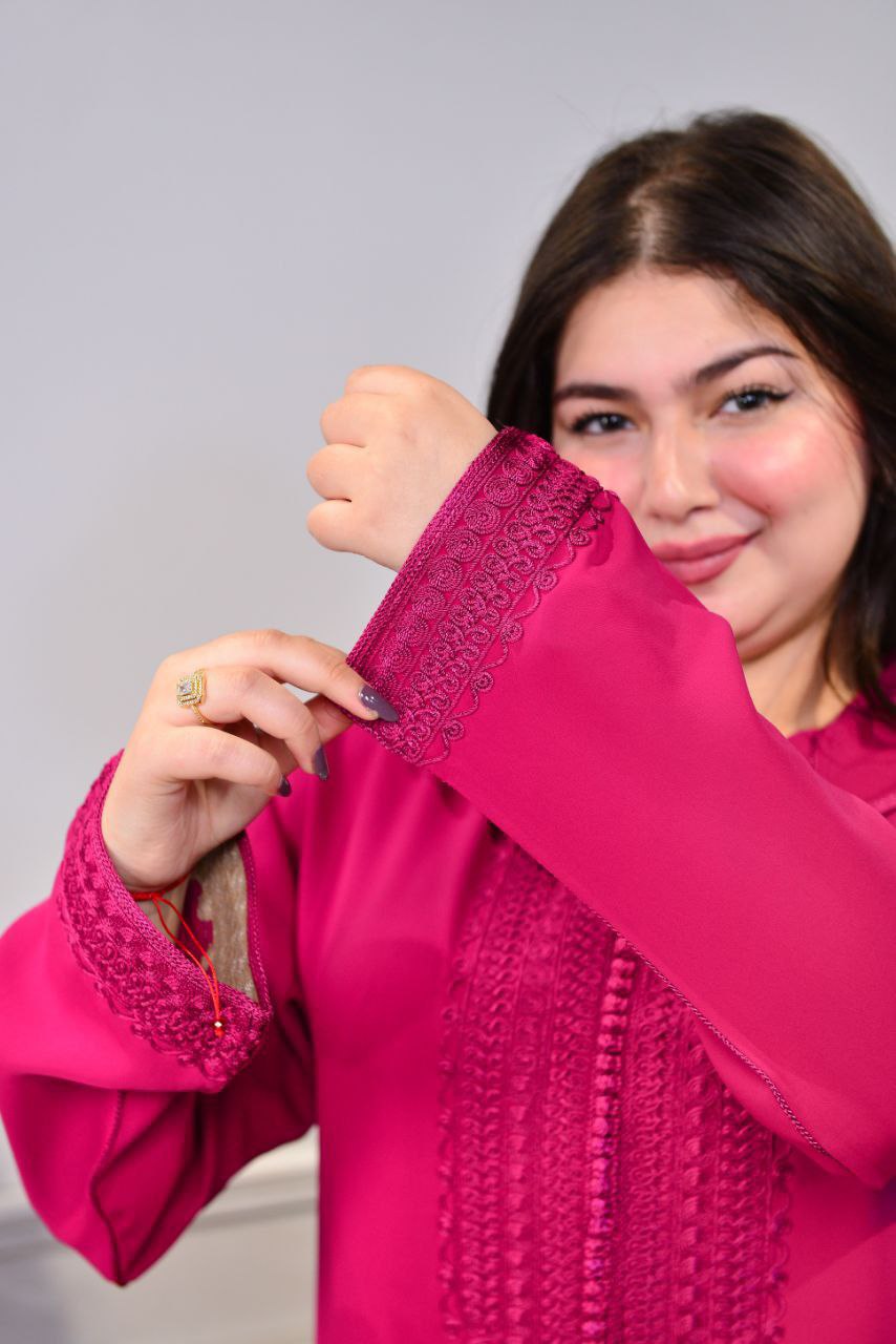 🧵 Tissu : Crêpe Dossoie soie + nouvelle broderie « kṭarfel »