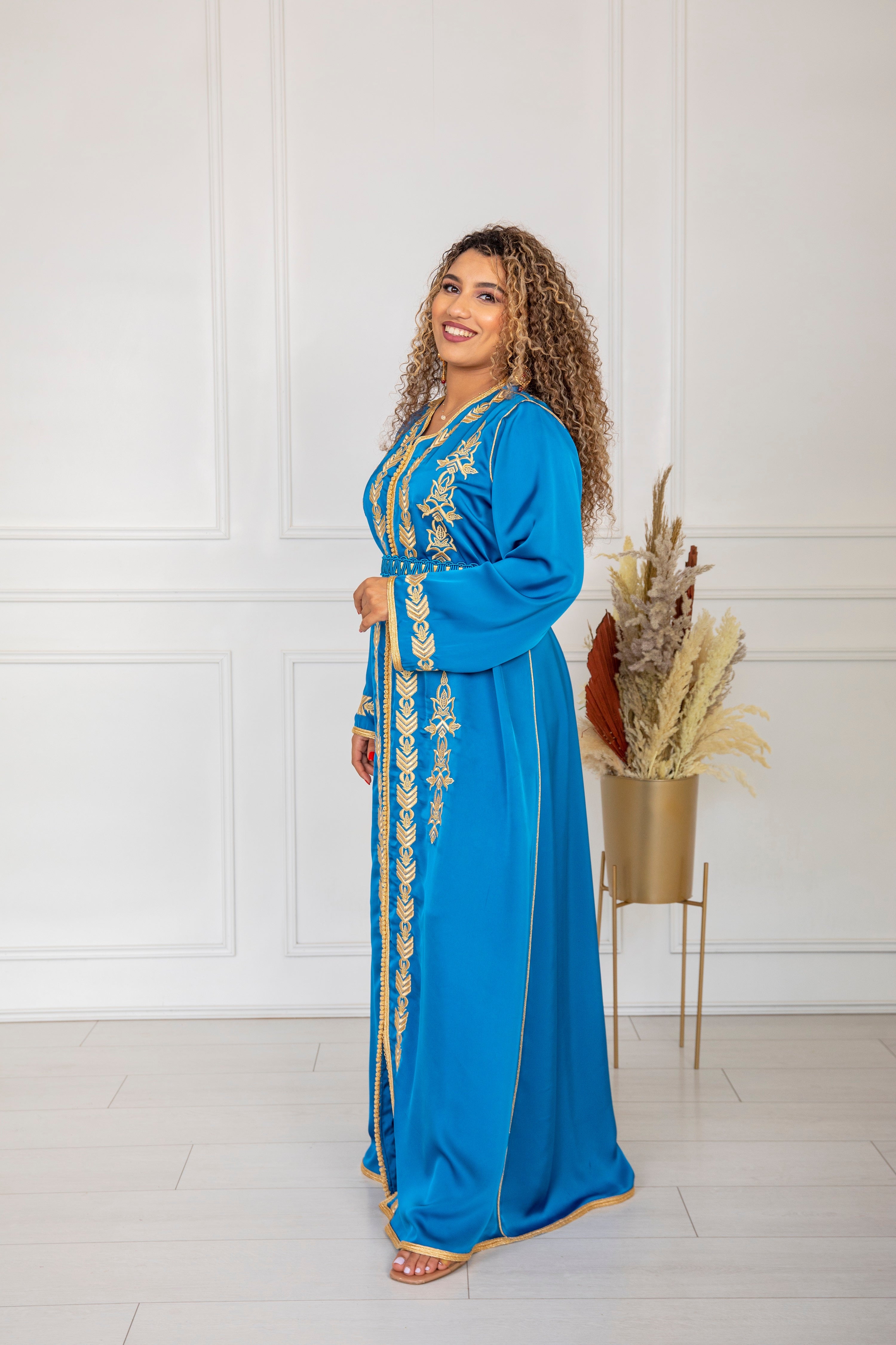 Caftan brodé 2023 - Drap de soie