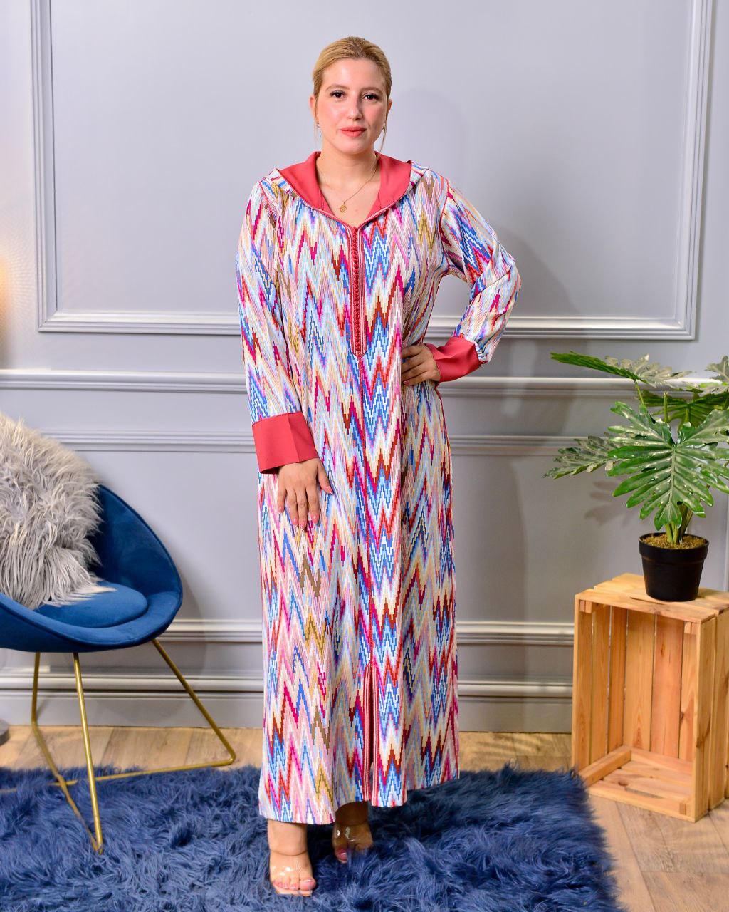 👗 Une djellaba raffinée en tissu crêpe premium