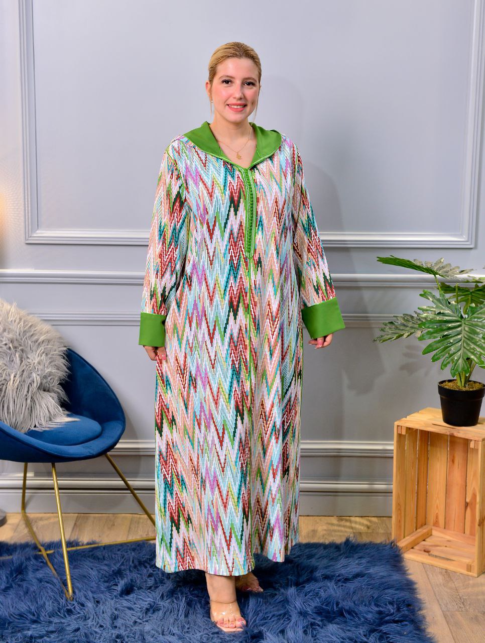 👗 Une djellaba raffinée en tissu crêpe premium