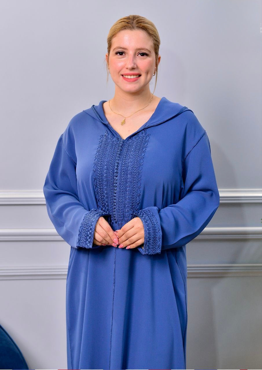 🧵 Tissu : Crêpe Dossoie soie + nouvelle broderie « kṭarfel »