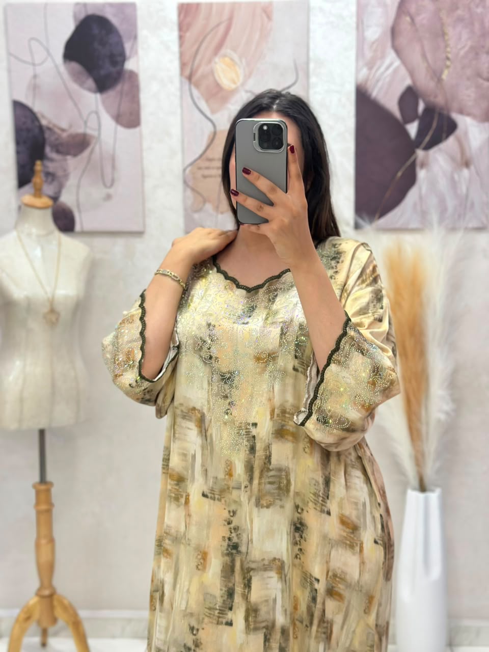 👗 Mkhawar élégant au design raffiné