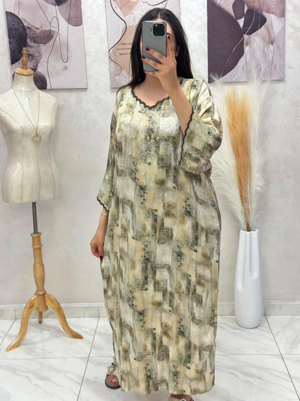 👗 Mkhawar élégant au design raffiné